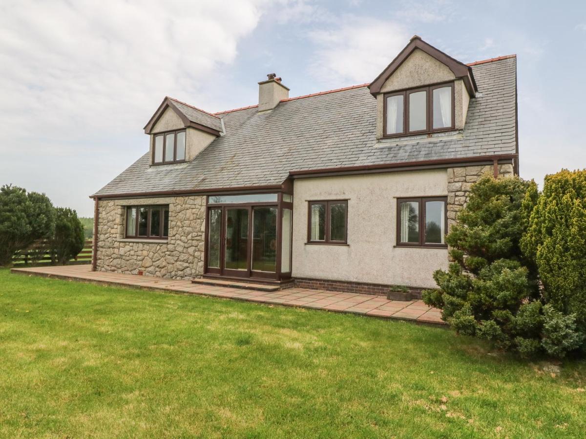 Cae Glas Llangefni Exterior photo